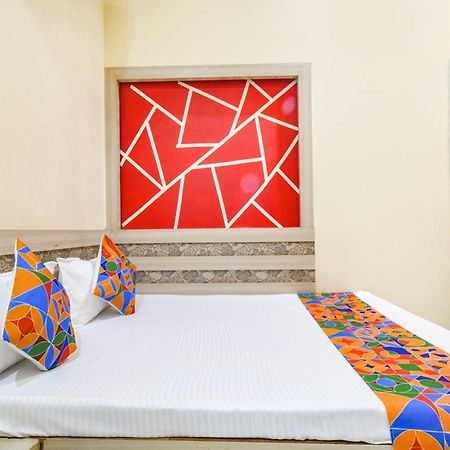 Fabexpress Blue Star Hotel Ujjain Bagian luar foto