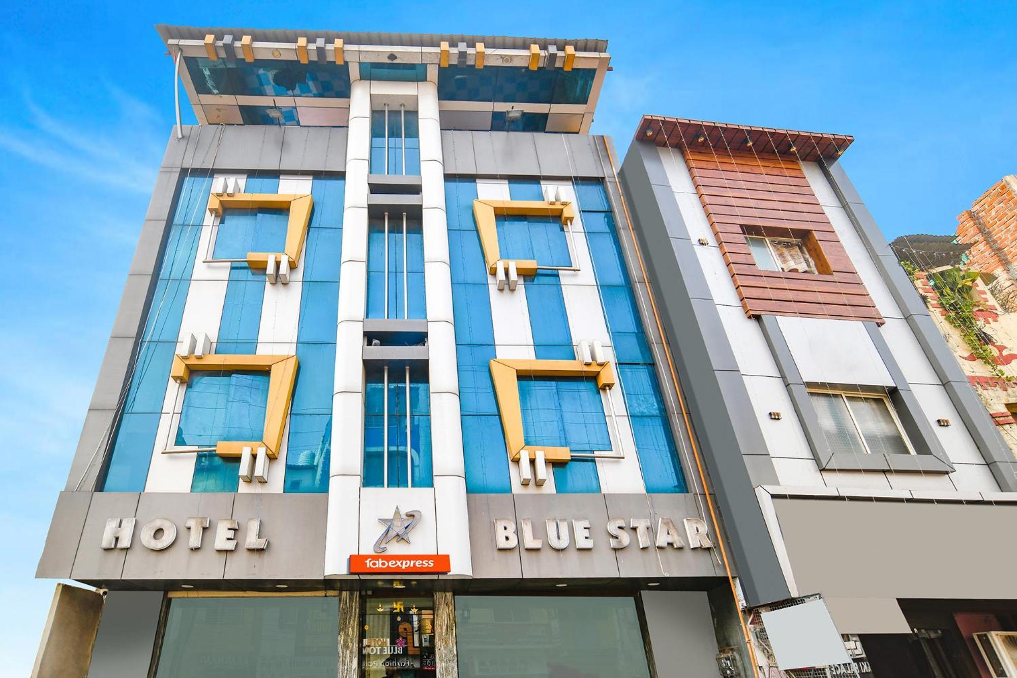 Fabexpress Blue Star Hotel Ujjain Bagian luar foto